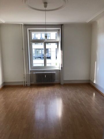 Living in the heart of the city - at Kreuzplatz - Foto 2