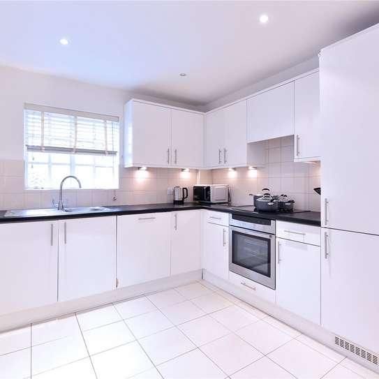 Pelham Court, Fulham Road, London, SW3 - Photo 1