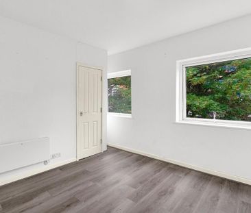 4 bedroom maisonette to rent - Photo 2