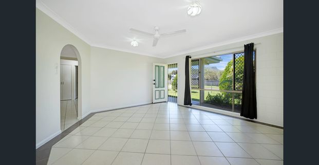 Lovely 3 Bedroom Family Home - Photo 1