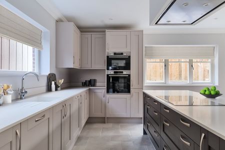 5 bedroom detached house to rent - Photo 5