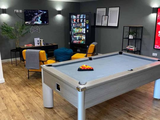 Gold En Suite - Photo 1