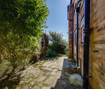 2 bedroom ground floor maisonette to rent - Photo 1