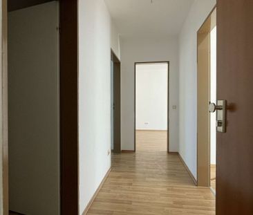 WBS ZWINGEND ERFORDERLICH! SCHÖNE 3-ZIMMERWOHNUNG IM DACHGESCHOSS M... - Photo 1