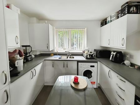2 bedroom apartment to rent - Photo 5