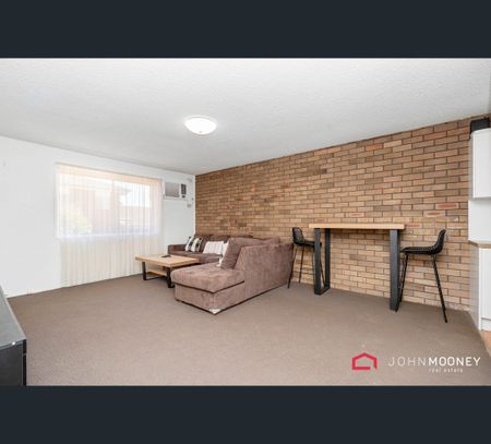 3/15 Nordlingen Drive, Tolland, NSW 2650 - Photo 2