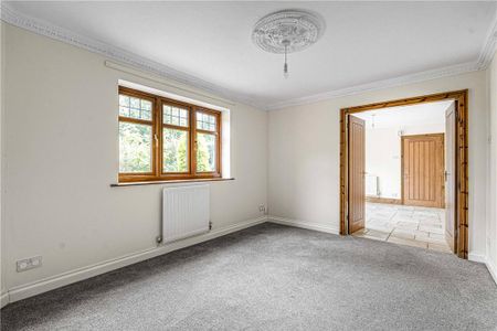 7 bedroom detached house to rent - Photo 3