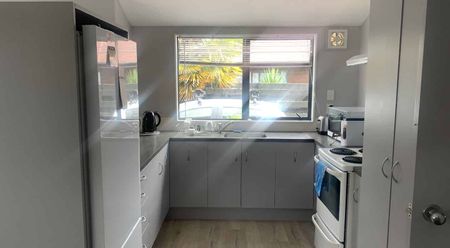 Refurbished Home in Quiet Cul-De-Sac - Photo 2
