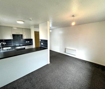 1 bedroom flat to rent - Photo 5