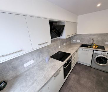 1 bedroom flat to rent - Photo 6
