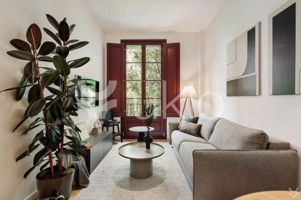 Apartamento de alquiler en Carrer de Floridablanca, Sant Antoni - Photo 1