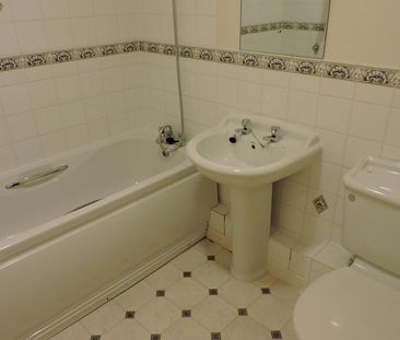 1 bedroom apartment to rent Grosvenor House, St. Lukes Square, Guil... - Photo 3