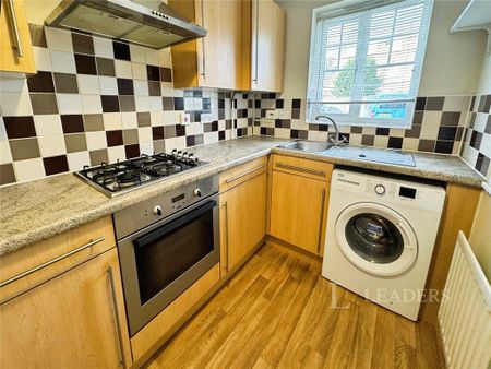 2 bedroom terraced house to rent - Photo 4