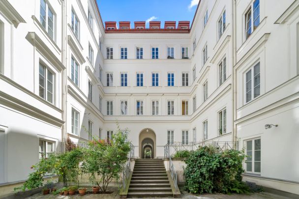 Stilvolle Maisonette im Adlerhof – nur 5 Gehminuten zur U3 Volkstheater | ab sofort verfügbar - Foto 1