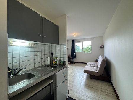 A LOUER - Sainte-Clotilde - Studio nu avec vue mer et une place de stationnement - Photo 2