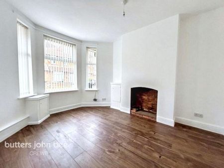 3 bedroom terraced house to rent - Photo 2