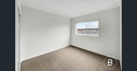 FOUR BEDROOM FAMILY HOME IN POPULAR ALFREDTON LOCALE - Photo 4