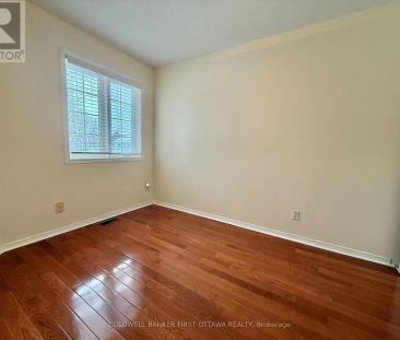 70 TRUMP AVENUE - Photo 3