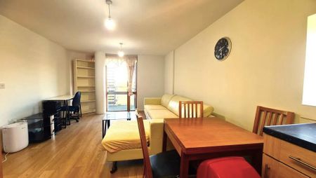 2 bedroom flat to rent - Photo 3