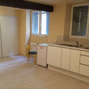 Location Appartement 1 pièce 22m² - Photo 3