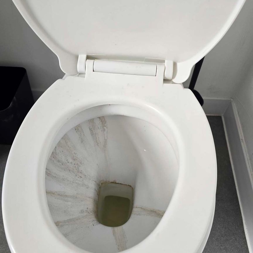 A Captivating Houseshare share for Rent in Hartlepool Room 5 - Photo 1