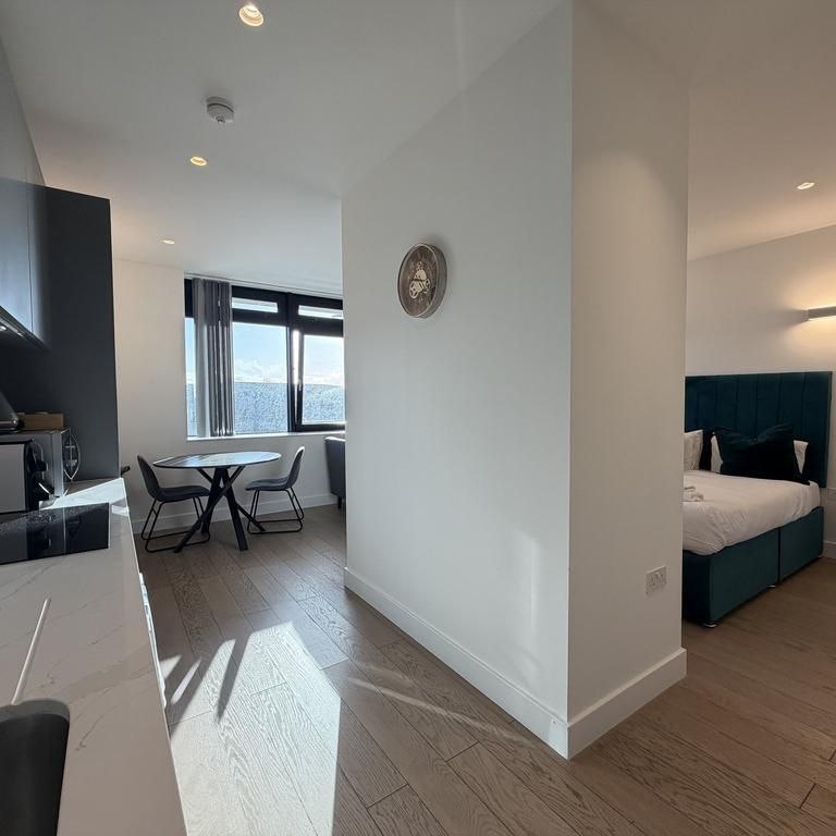 Studio to rent - Photo 1