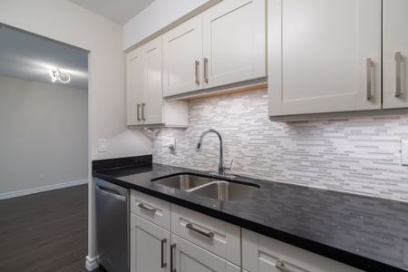 For Lease - 68 Corporate Drive Unit# 2735, Toronto, Ontario - Photo 4