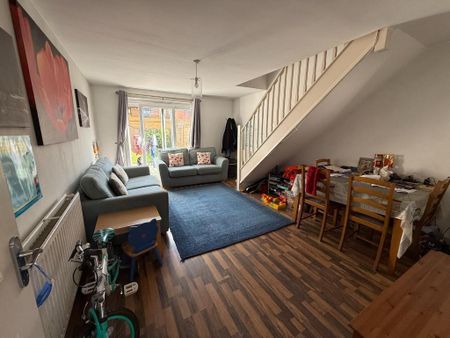 2 bedroom terraced house to rent - Photo 4