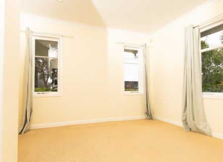 Character family home - Photo 5