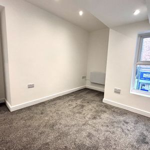 Wellington Street - Photo 2