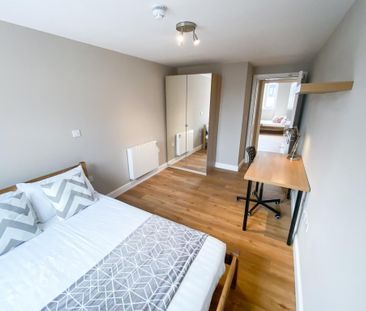 7 bedroom flat to rent - Photo 5