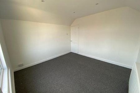 Prince Of Wales Road - Photo 3