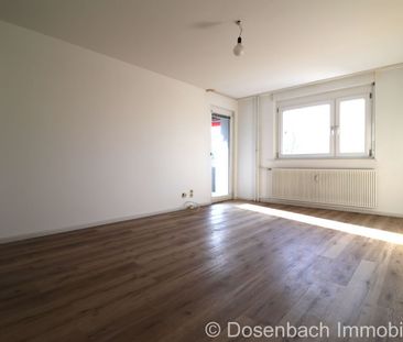 Frisch renovierte 3-Zimmer-Wohnung im 4. Obergeschoss mit Lift und ... - Photo 4