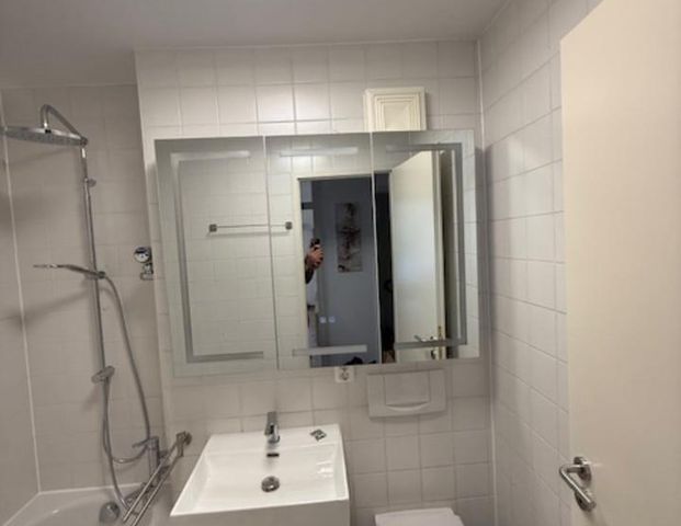 Sehr schöne 2 Zimmer Wohnung - Photo 1