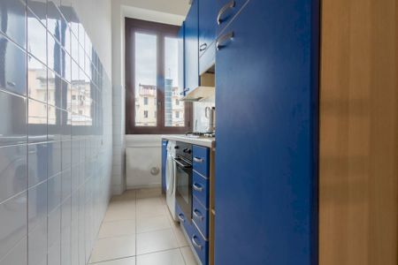 Wonderful single room in Milan, few steps away from a Bocconi, IULM and NABA - Photo 2