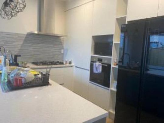 Papakura 3 bedrooms 2 bathrooms family home - Photo 1