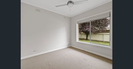 NEAT TWO BEDROOM UNIT - Photo 3