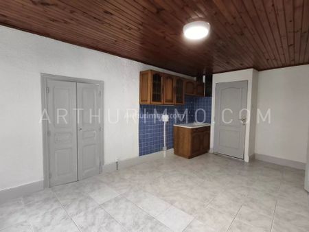 Location Maison de village 2 pièces 47 m2 à Serrières - Photo 2