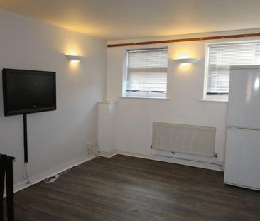 4 bedroom apartment to rent - Photo 1