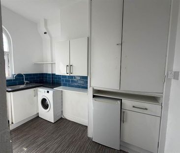 Apt 3, 199 Antrim Road, Belfast, BT15 2GW - Photo 2