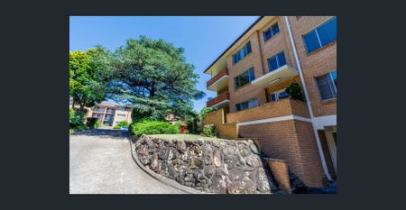 2 Bedroom Apartment 200 meters from the train station - Photo 5