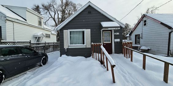 For Lease - 241 John Street, Orillia, Ontario - Photo 3