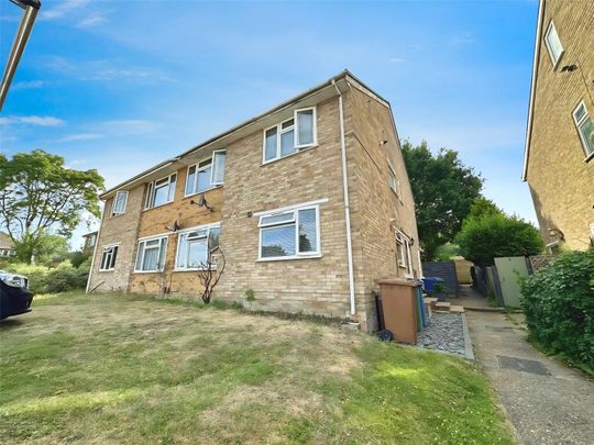 2 bedroom maisonette to rent - Photo 1