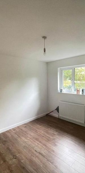 2 bedroom bungalow to rent - Photo 1