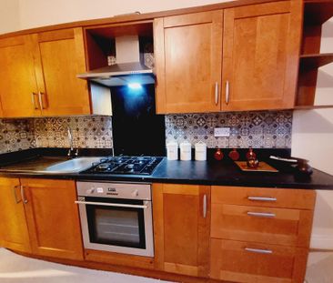 3 bedroom terraced house to rent - Photo 5