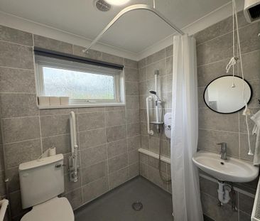 2 bedroom bungalow to rent - Photo 6