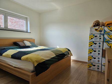 Open bebouwing met 3-4 slaapkamers, garage en tuin - Photo 3