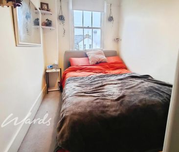 2 bedroom terraced house to rent - Photo 2