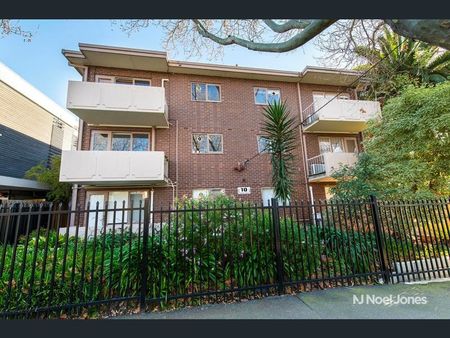 8/10 Dickens St , ELWOOD - Photo 5