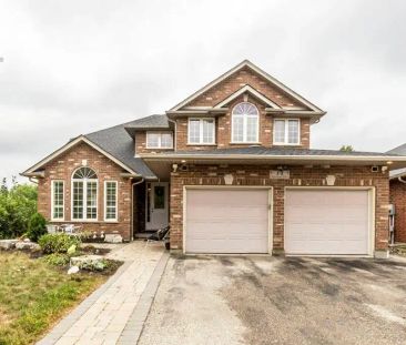 14 ANASTASIA Drive — 5 Bedroom - Photo 1